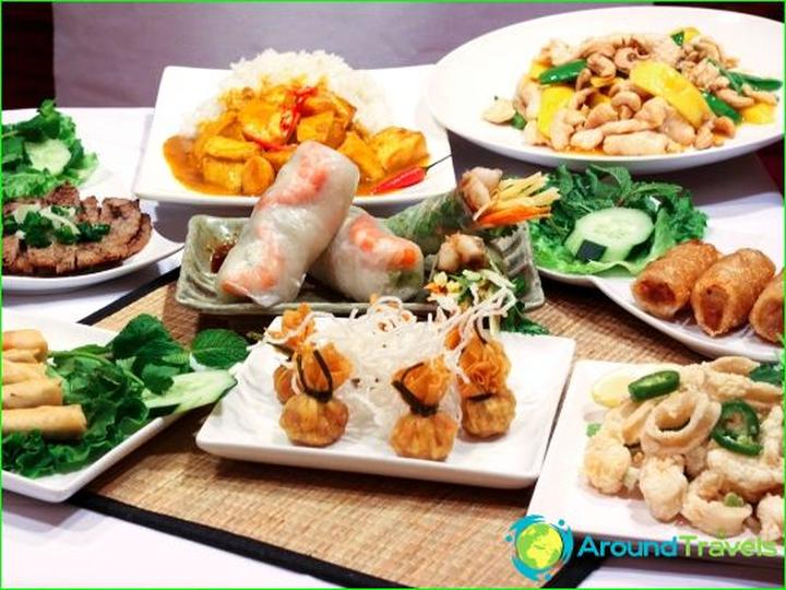 Trong một đoạn video diễn hài gần đây, Bi Béo- con trai của NSND, Cục trưởng