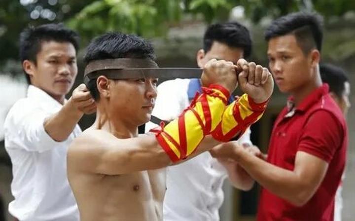 Hotspot Matrix Giảm xung đột trong giao lưu nhờ video ngắn tập trung